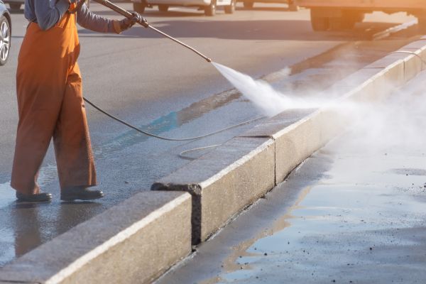 Commercial Concrete Cleaning in Vista