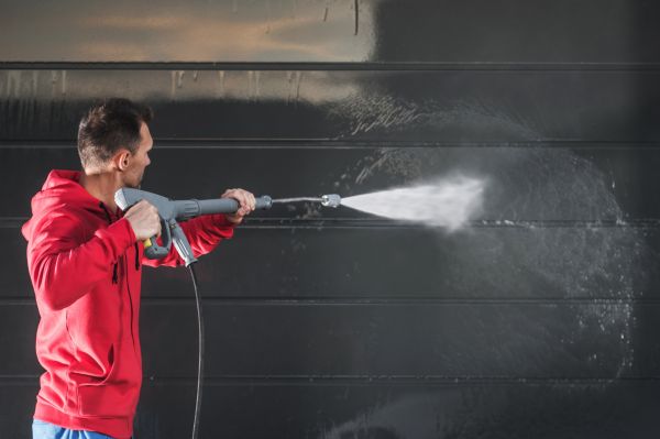 Exterior Washing in Vista
