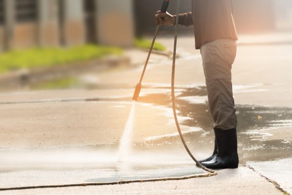 Residential Concrete Cleaning in Vista