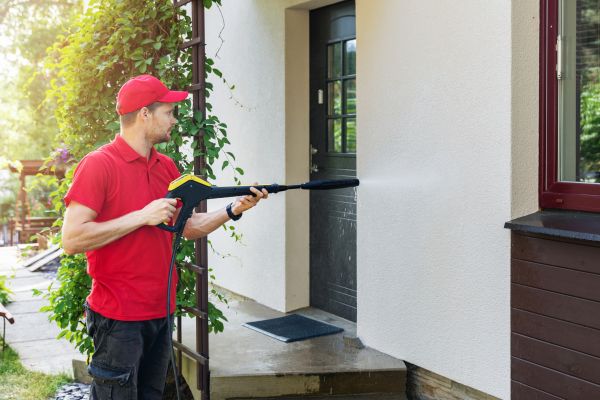 Building Exterior Cleaning in Vista