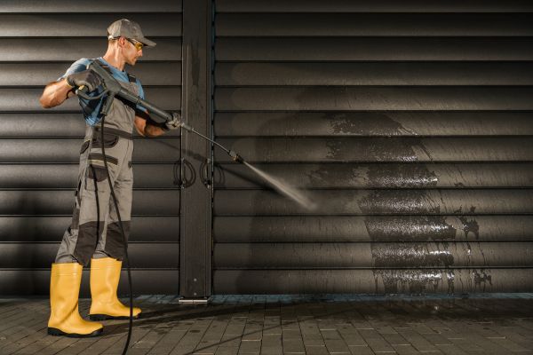 Garage Pressure Washing in Vista