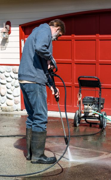 Driveway Pavement Cleaning in Vista