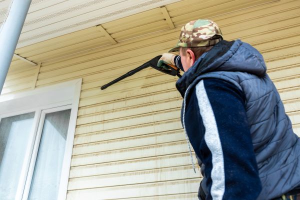 Vinyl Siding Pressure Cleaning in Vista