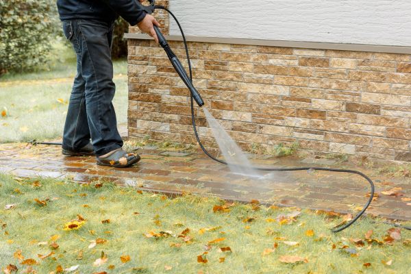 Residential Powerwashing in Vista